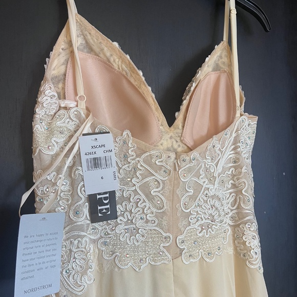 Xscape Cream embellished Gowns long cream dress - Picture 5 of 7